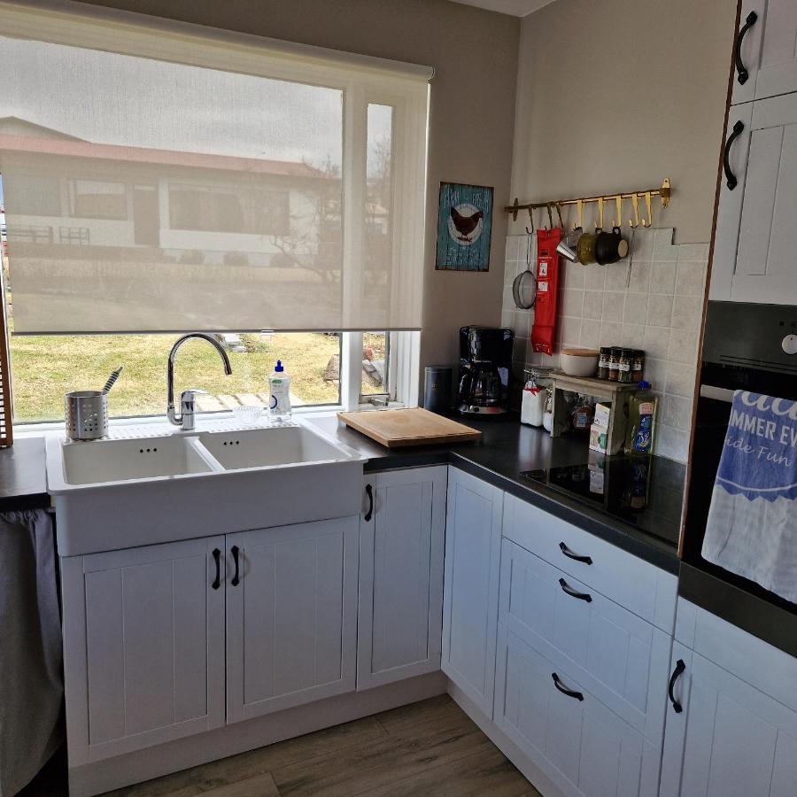 هفامستانغي Cute House In A Cute Icelandic Village المظهر الخارجي الصورة